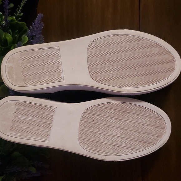 WOMAN'S MADDEN GIRL ADORREE NAVY BLUE PARIS  GOLD LOCK AND KEY CHARM NEW - Picture 6 of 6